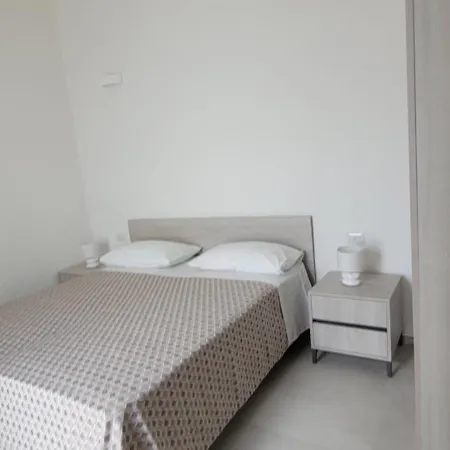 Nara Apartments 2 - Private Jacuzzi