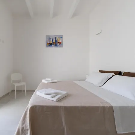 Nara Apartments 2 - Private Jacuzzi Tricase